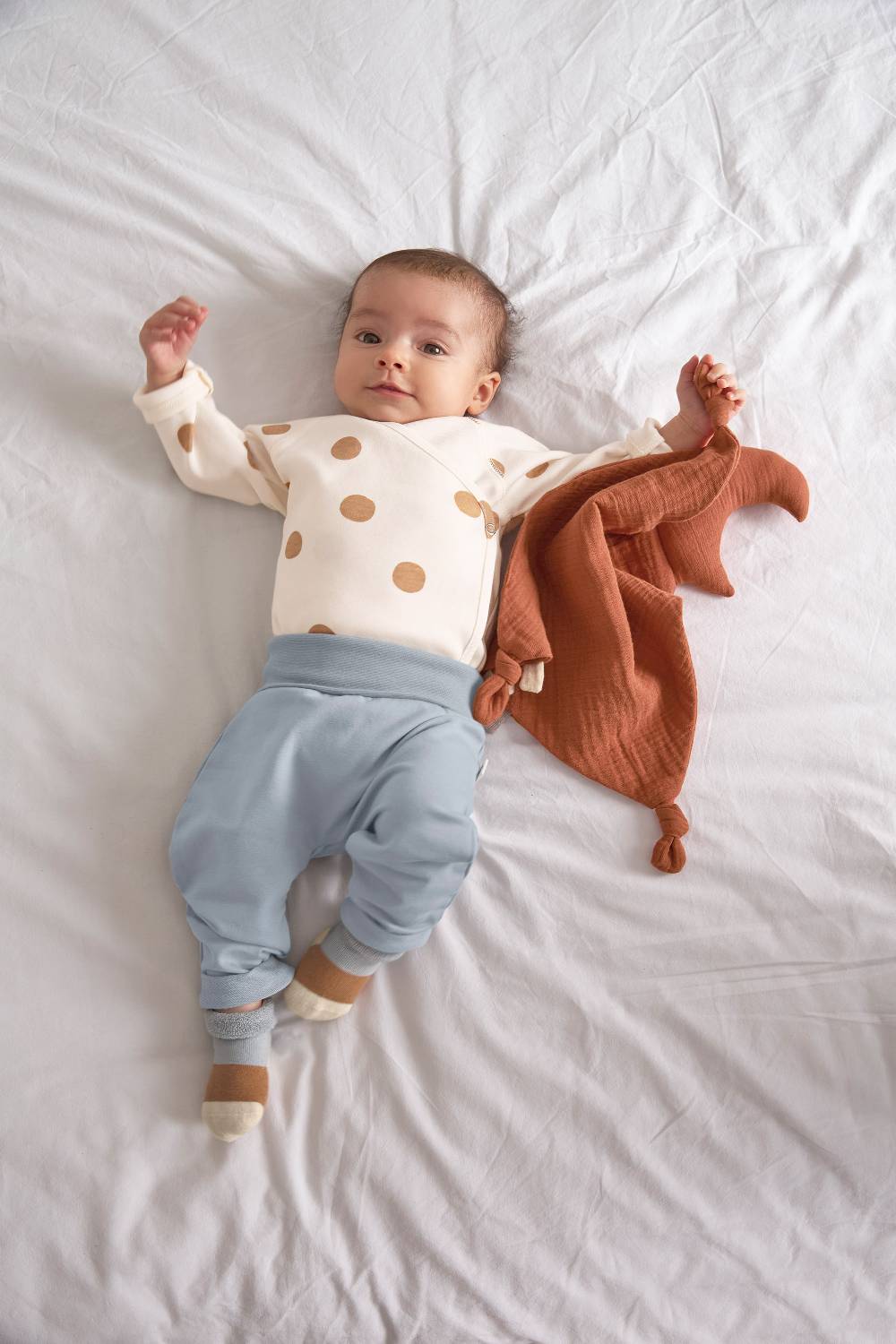 Lässig Baby Body langarm - Bio Baumwolle, Punkte, Weiß Black Friday