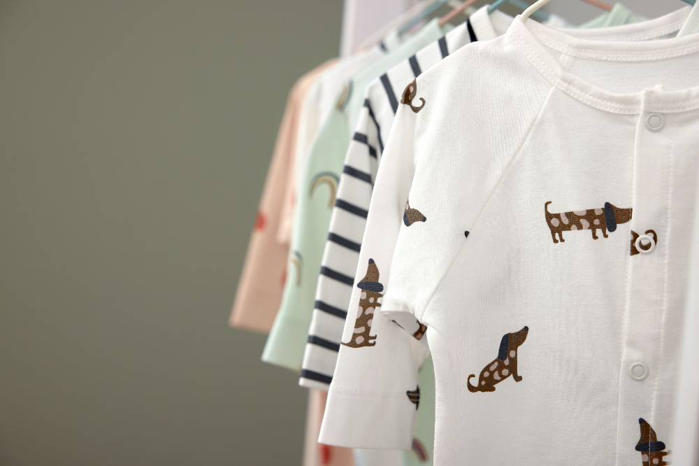 Lässig Baby Jumpsuit - Bio Baumwolle, Hund, Beige Top Angebot