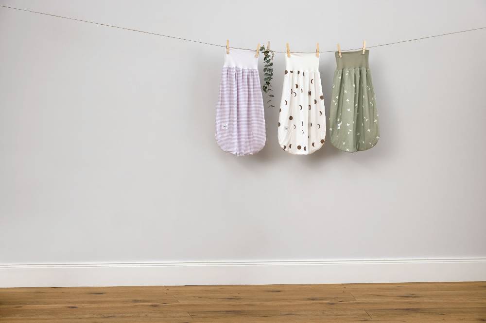 Lässig Baby Strampelsack 0,5 TOG - Mond, Milky Große Rabatte