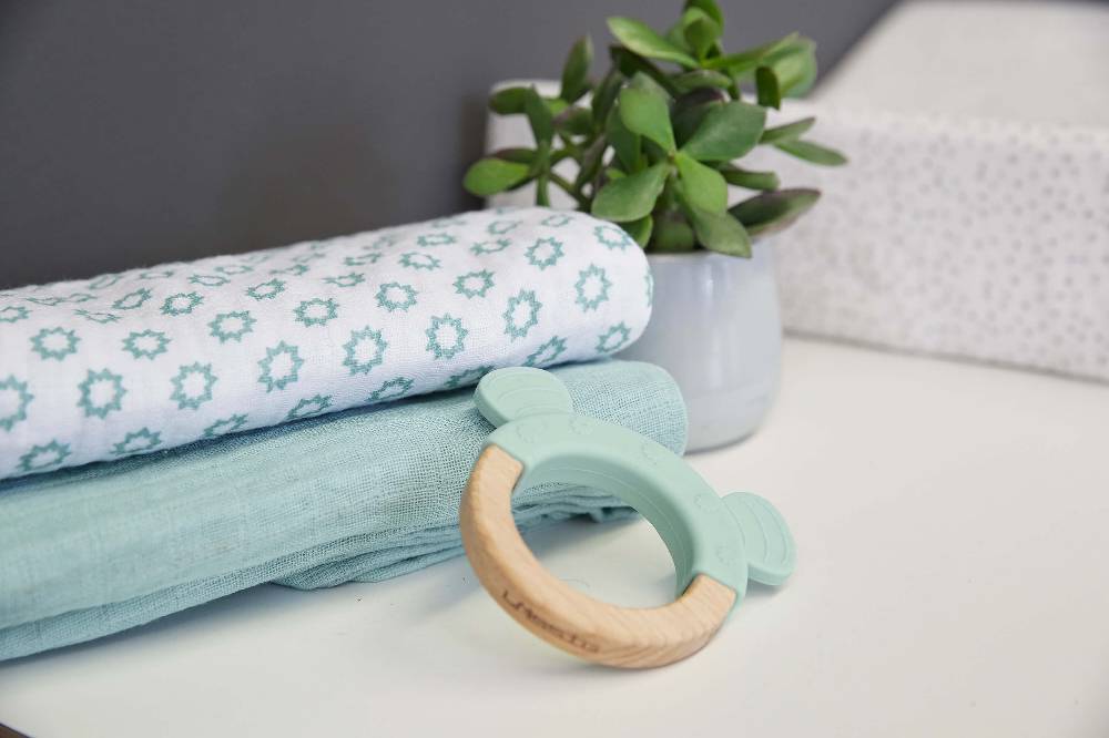 Lässig Greifling mit Beißhilfe - Teether Ring, Little Chums Dog Auslauf