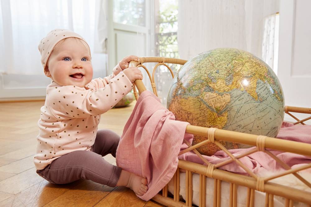 Lässig Baby Schlafanzug - Bio Baumwolle, Dots, Rosa im Angebot