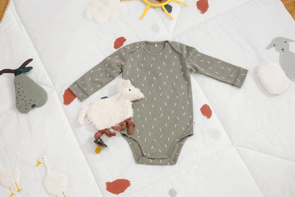 Lässig Baby Wickelbody langarm - Bio Baumwolle, Striche, Oliv Saisonschlussverkauf
