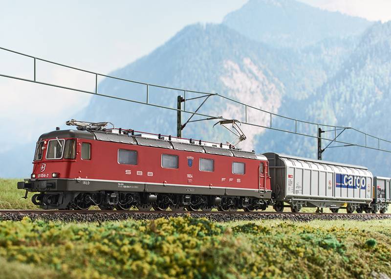Märklin Digital-Startpackung "Schweizer Güterzug mit Re 620" Günstig kaufen