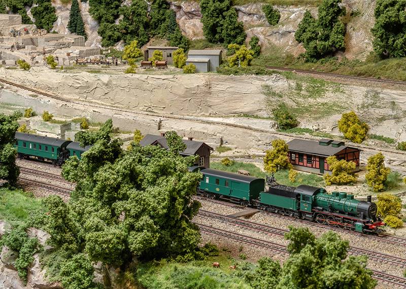 Märklin Dampflokomotive Serie 81 zollfrei
