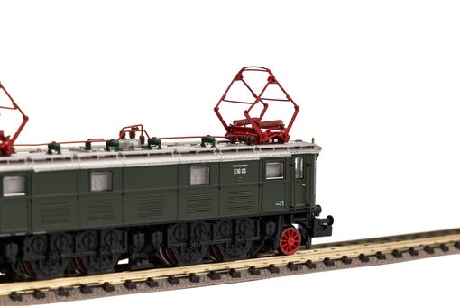 Piko N E-Lok E16 DB III Artikelnummer: 40355 Kostenlose Rückgabe