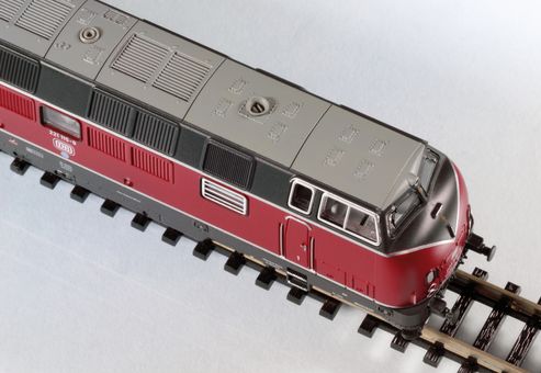 Piko N Diesellokomotive BR 221 DB IV Artikelnummer: 40500 Zeitlich begrenztes Angebot