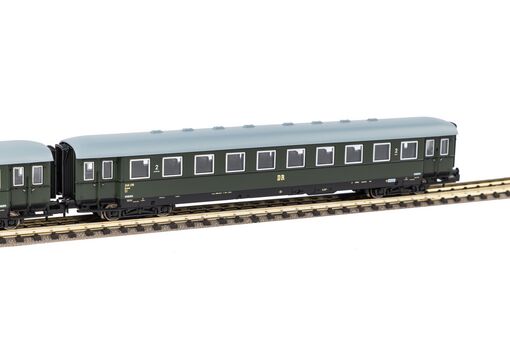 Piko N 2er Set Schürzeneilzugwagen 1./2. Klasse + 2. Klasse DR III Artikelnummer: 40628 Sonderangebote