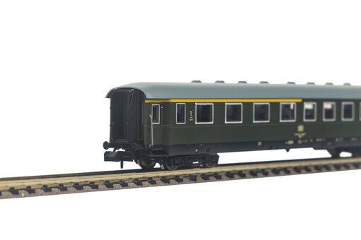 Piko N Schürzeneilzugwagen 1./2. Klasse DB IV Artikelnummer: 40629 Riesige Ersparnisse
