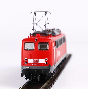 Piko TT Sound-E-Lok BR 150 DB AG V, inkl. PIKO Sound-Decoder Artikelnummer: 47461 Speichern exportieren
