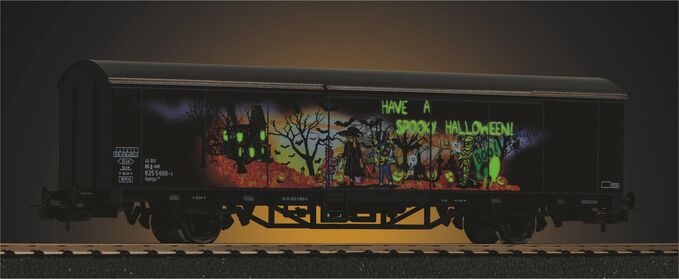 Piko Gedeckter Güterwagen "Halloween" Artikelnummer: 27704 Kostenloser Versand