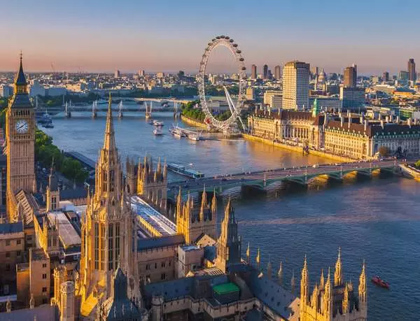 Ravensberger Matratzen Puzzle 2000 Teile - Stimmungsvolles London Letzte 3 Tage