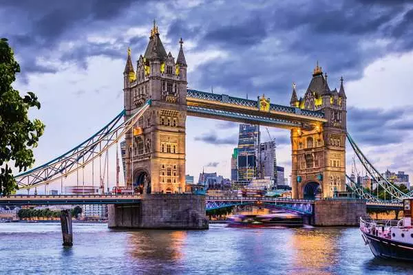 Ravensberger Matratzen Puzzle 3000 Teile - London, du schöne Stadt Auslauf