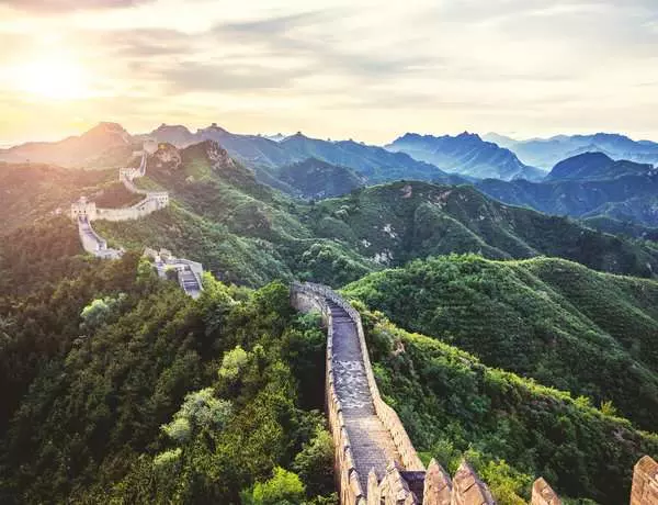 Ravensberger Matratzen Puzzle 2000 Teile - Chinesische Mauer im Sonnenlicht Lagerräumung