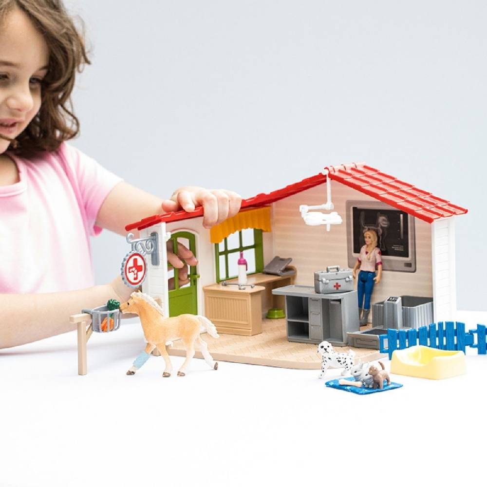 Schleich Tierarzt-Praxis mit Haustieren Online Outlet