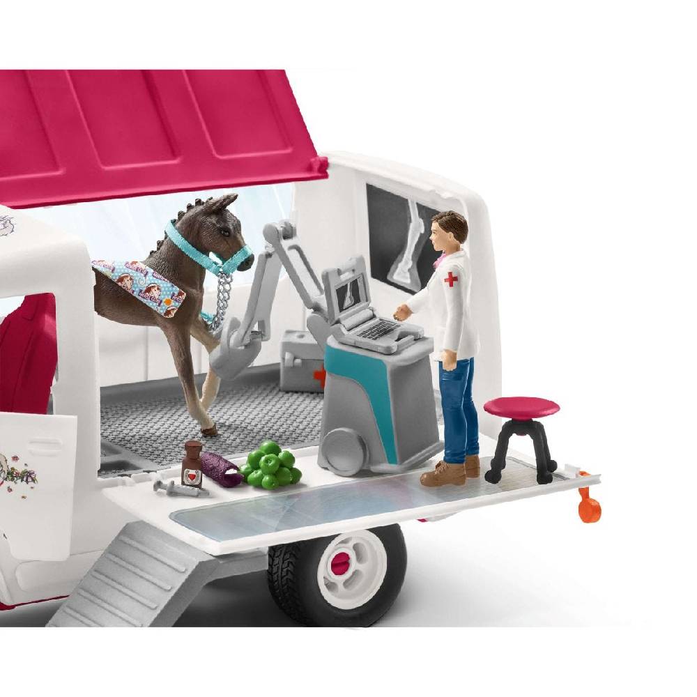 Schleich Tierarztbesuch im Stall Neueste Stile