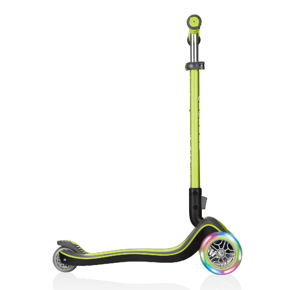 babymarkt Scooter ELITE DELUXE LIGHTS mit Leuchtrollen lime grün Räumungsverkauf
