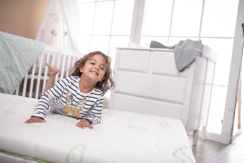 babyonlineshop Träumeland Schlummerland Matratze 90 x 200 cm Letzter Tag