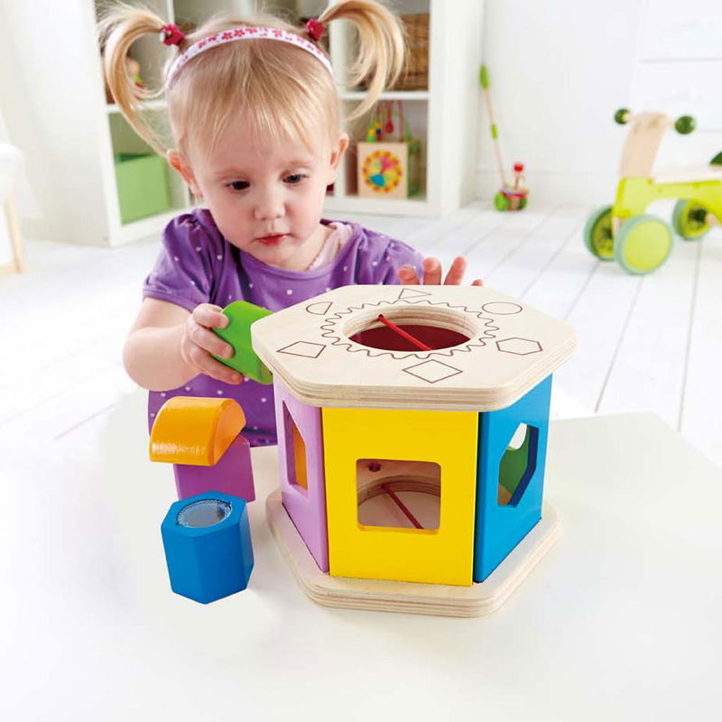 babyonlineshop Hape Sortierbox Shake & Match E0407 im Angebot